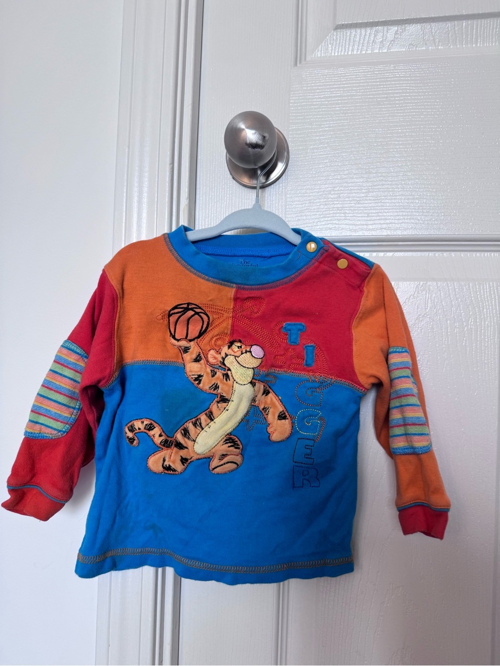 Tigger longsleeve 24months